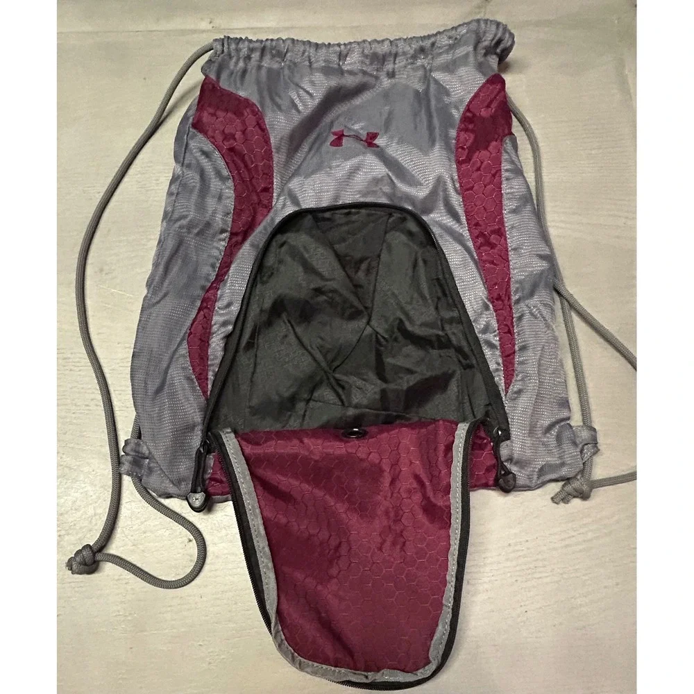 Under Armour‎ Sackpack Drawstring Backpack Gym Bag Maroon Grey UA Logo Front Zip